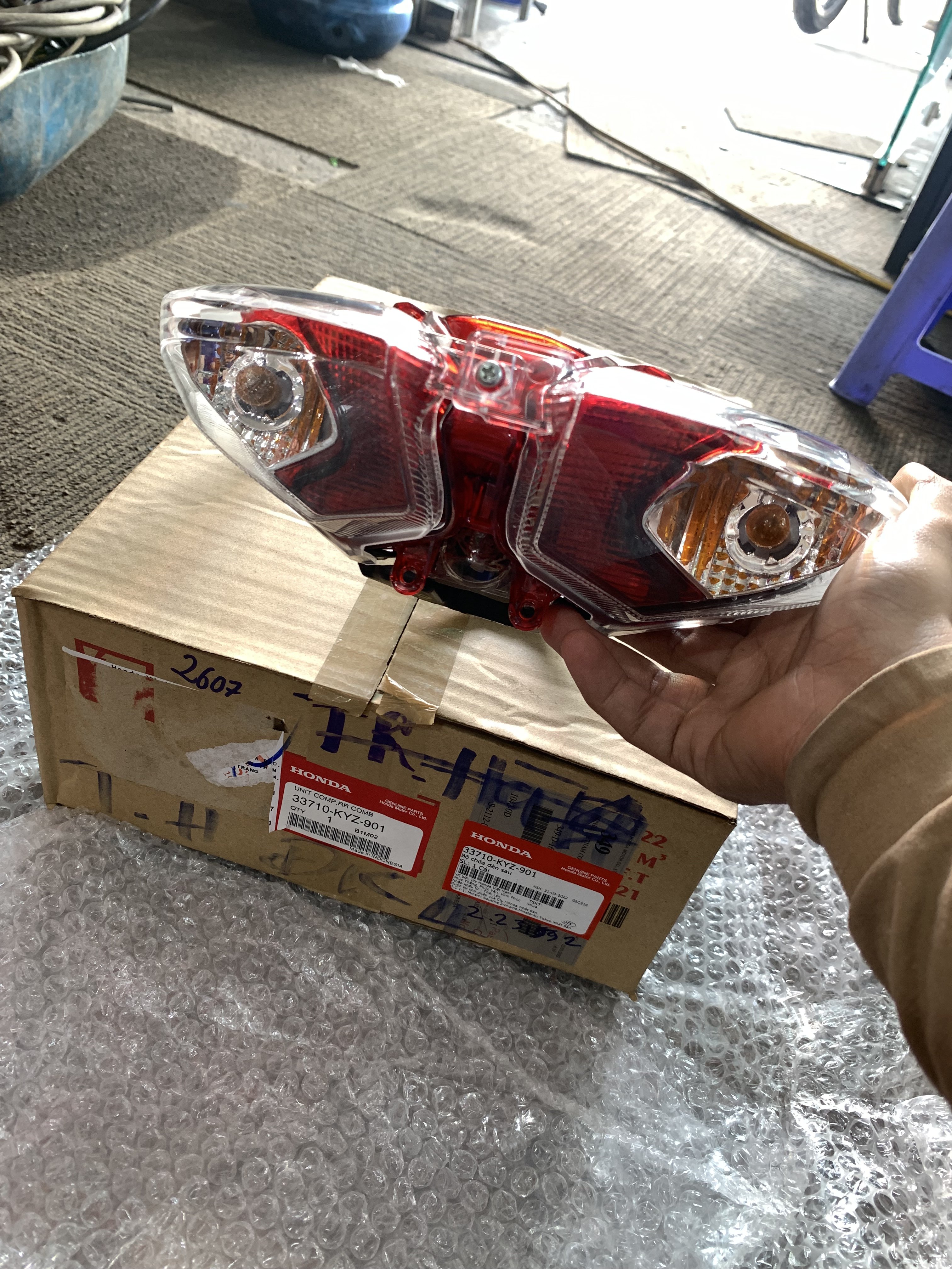 Bộ choá đèn sau future 125