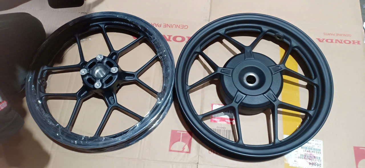 mâm vario 18 chữ y