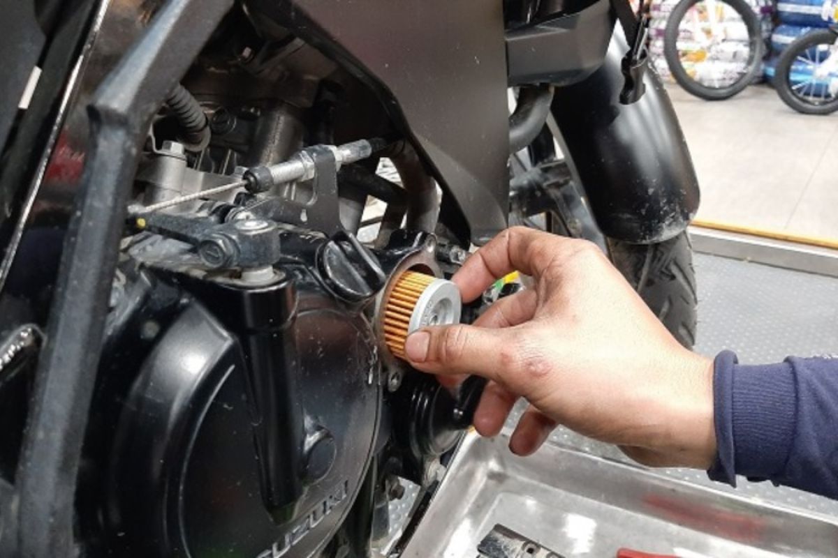 Những phụ tùng xe máy cần được thay đúng định kỳ